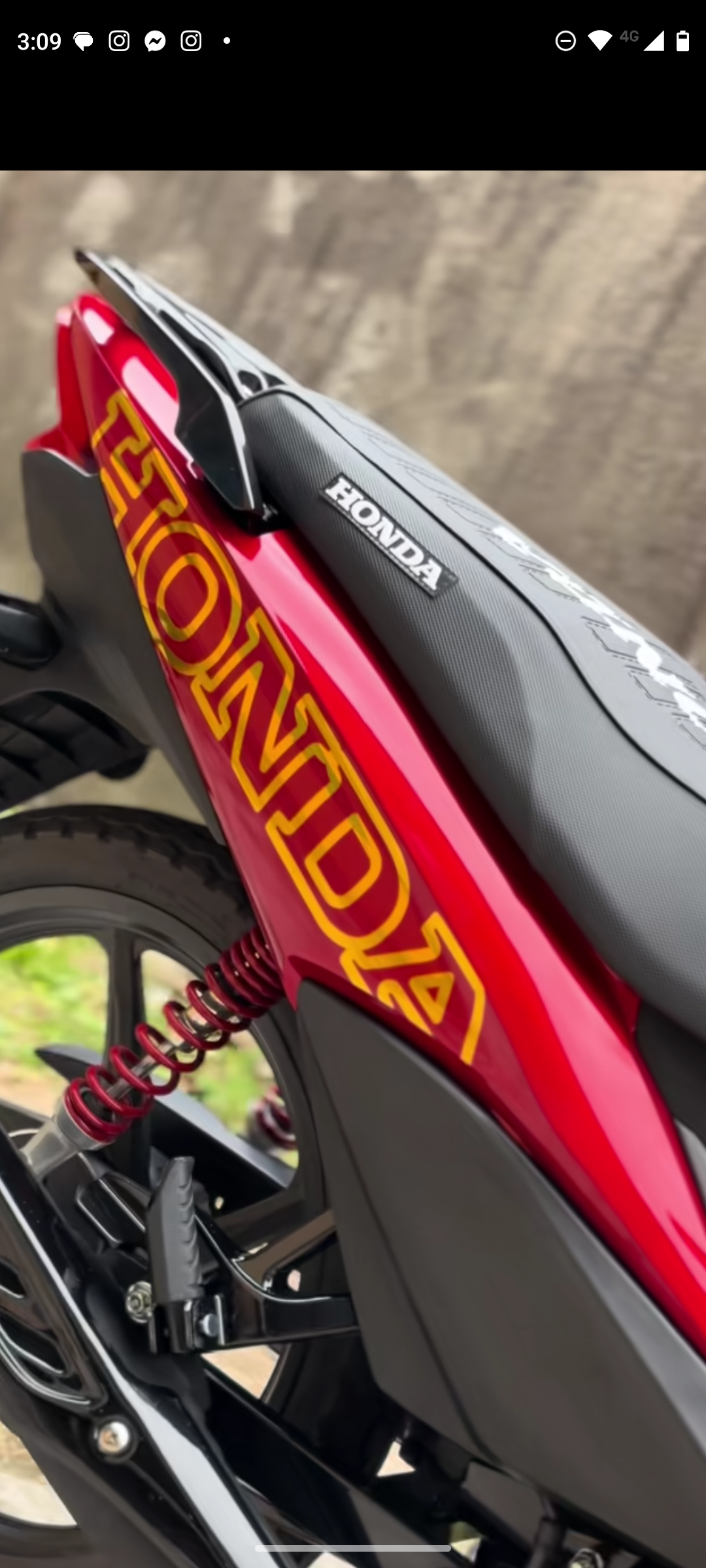 Calcos HONDA grande modelo 9 doradas